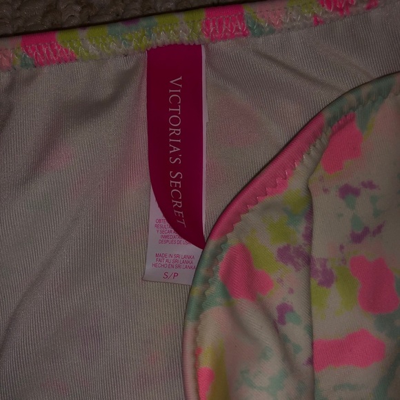 victoria secret bikini bottom! - Picture 3 of 3